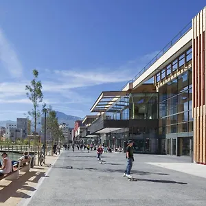 https://les-3-arches-grenoble.hotels-rhonealpes.com